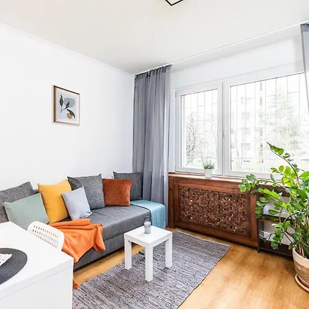Room, Pirenejska 20 Cozy Rooms Warsaw Exterior photo